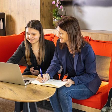 Готель Ibis Epinal Centre Екстер'єр фото